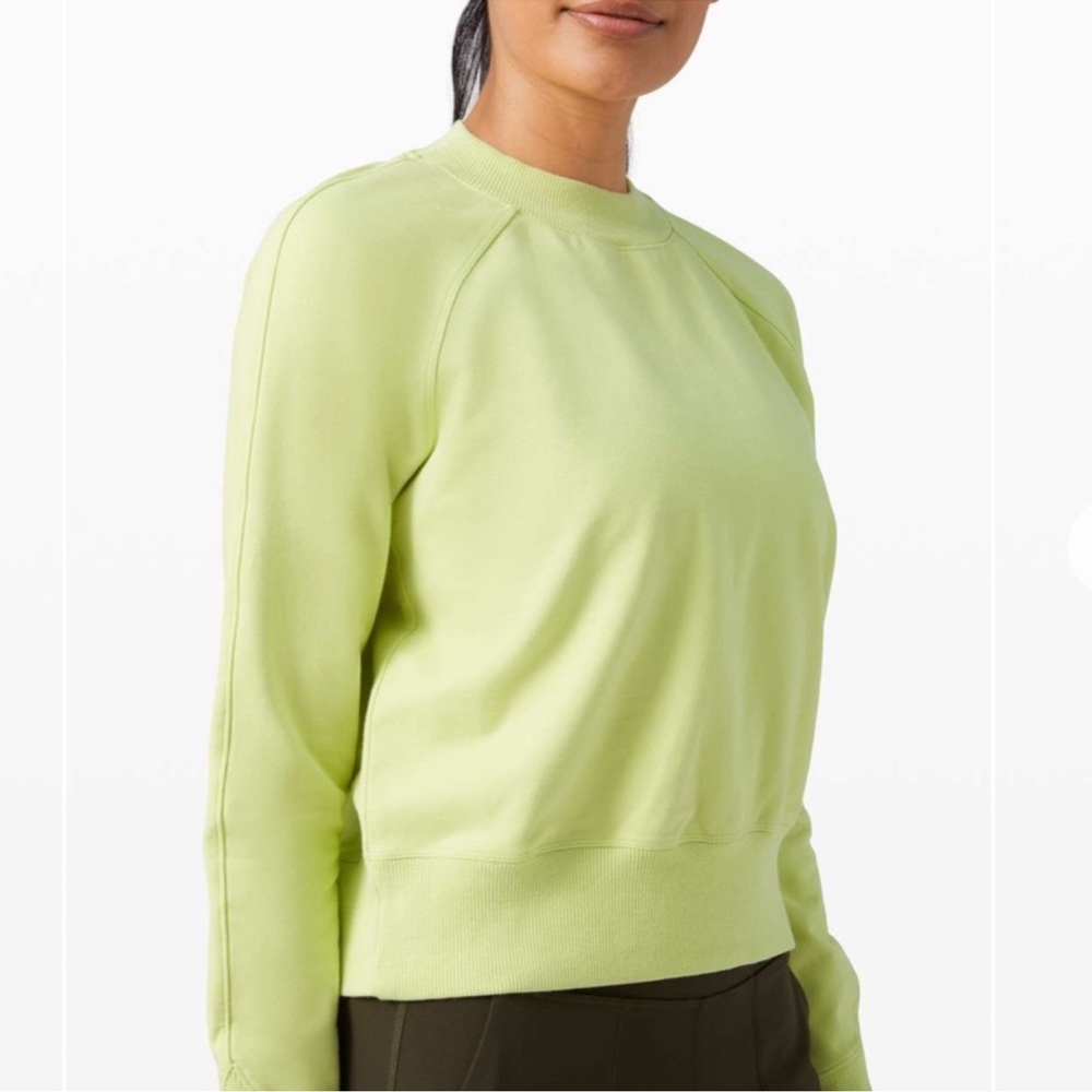Lululemon Ready to roll crew neck sweatshirt Size 4